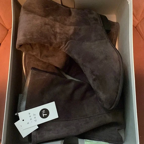 A New Day Women’s Breanna Over The Knee Riding Boots - Picture 7 of 10